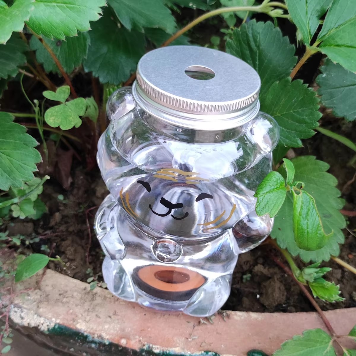 Automatyczny nawadniacz ogrodo – Plant Parent recenzja i cena